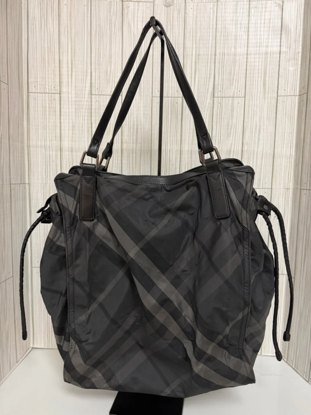 Burberry Black Nova Check Nylon Tote Bag Leather Trim Shoulder Bag Large
